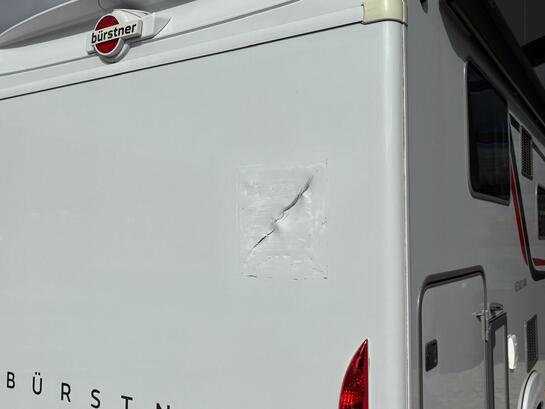 Auffahrschaden am Wohnmobil